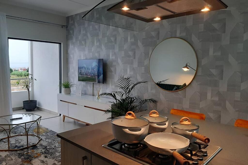 Mikeys Place On New: 2Bed2Bath No.1 With Free Wifinetflix Midrand Exterior foto